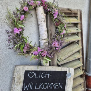 Instagram post from weineck.wallroth. This post is in position 1.